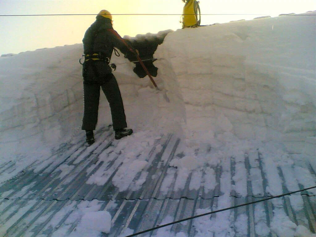 Уборка снега цена в Уфе